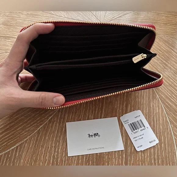 Coach Pink Women's Leather Zipper Wallet NWT - Picture 5 of 7